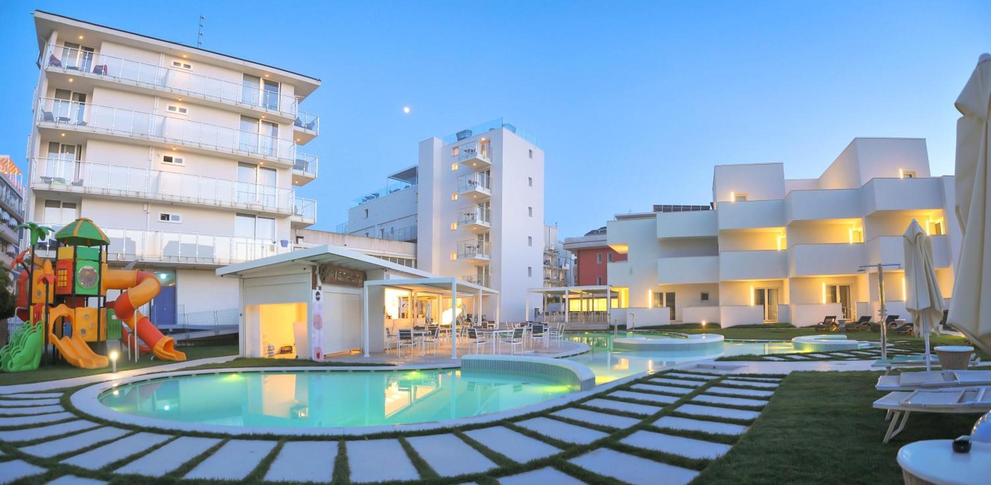 Marina Junior Suite 4 Stelle S Caorle Exteriör bild