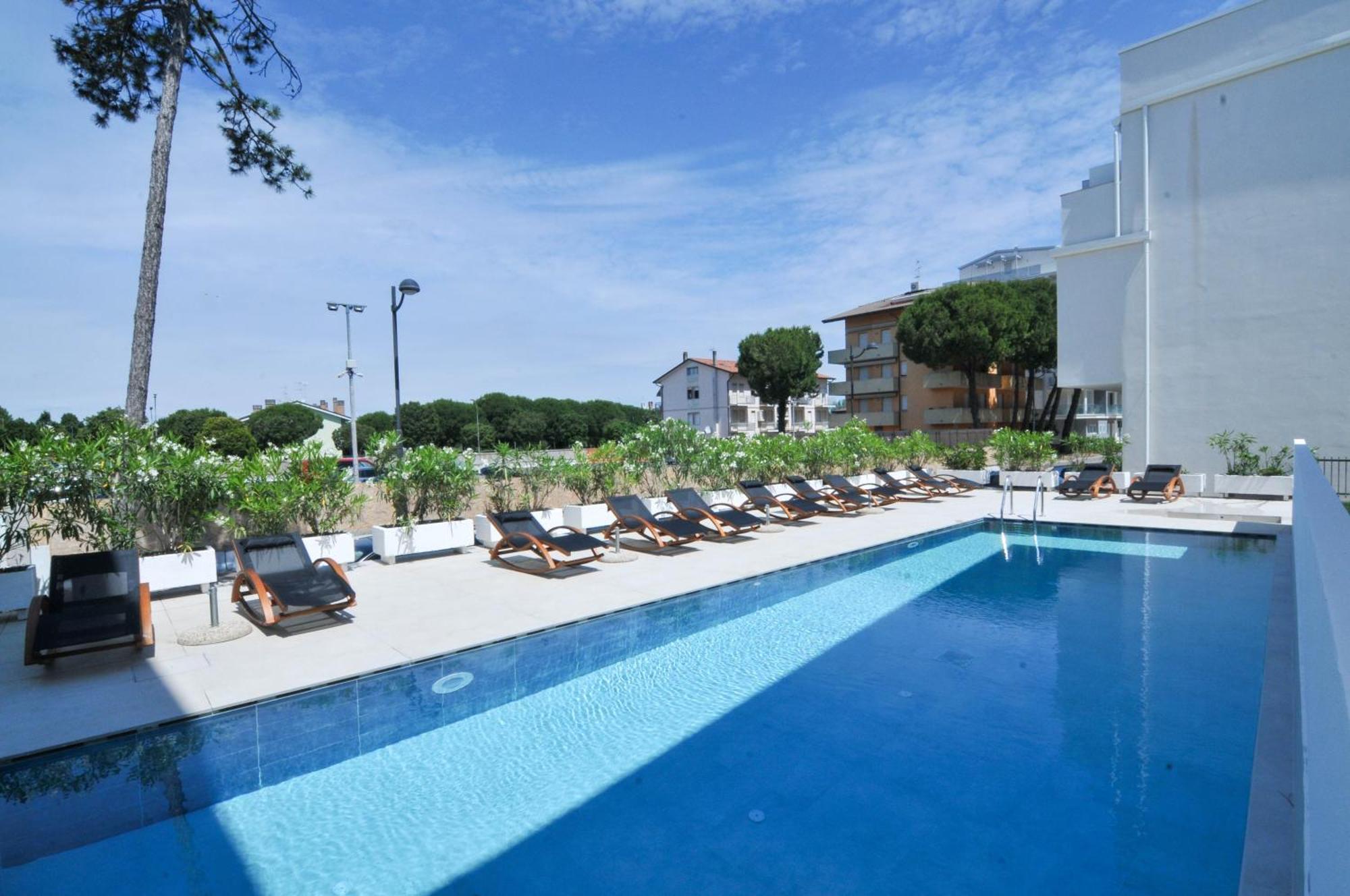 Marina Junior Suite 4 Stelle S Caorle Exteriör bild